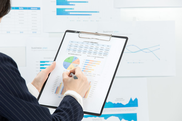 績效管理的最佳實踐：理論、研究與實踐的結合