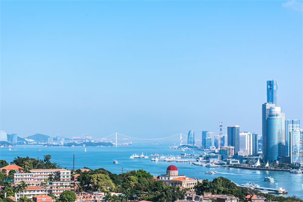 廈門營銷咨詢公司如何為企業(yè)定制精準(zhǔn)營銷策略？