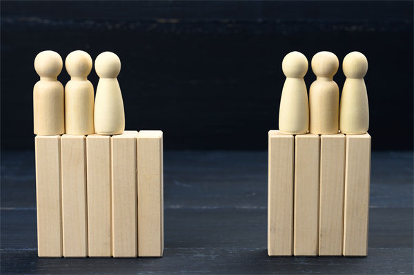 企業(yè)文化標(biāo)語掛滿墻，為何員工依然缺乏認(rèn)同感？