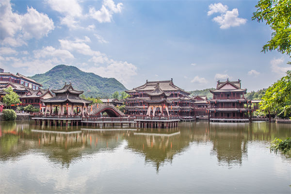 制造業管理分析：短劇基地狂飆，誰是下一個橫店？