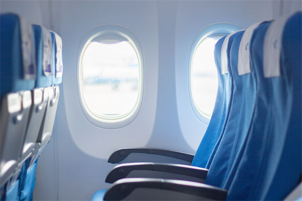 航空公司故意調(diào)低溫度賣毛毯？企業(yè)有何營銷啟示？